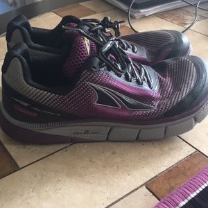 Women’s altra torin size 8! Perfect condition